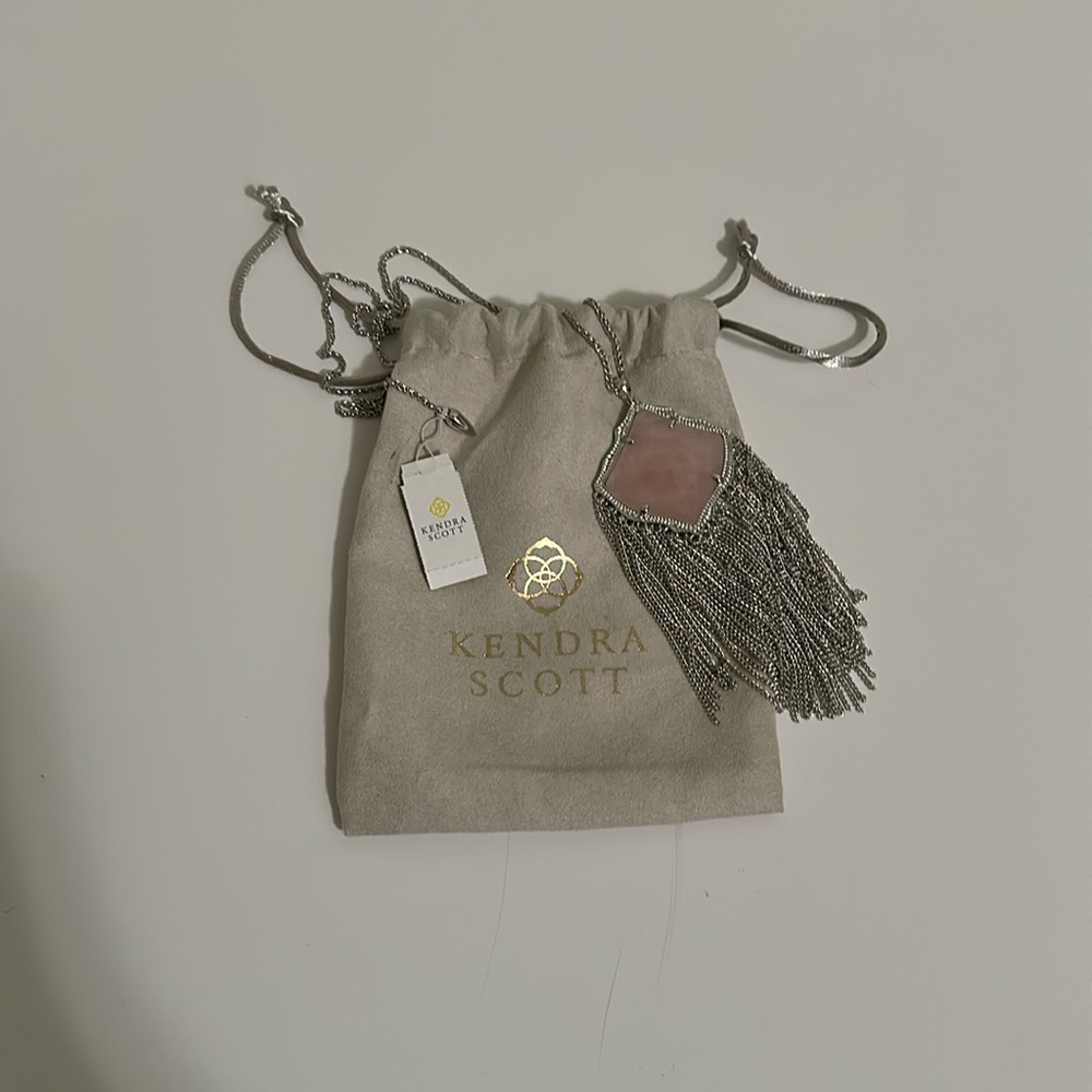 Kendra Scott Necklace